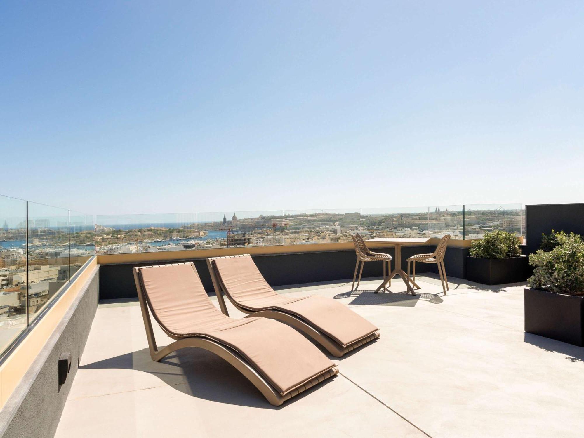 مسيدا Aparthotel Adagio Malta Central المظهر الخارجي الصورة